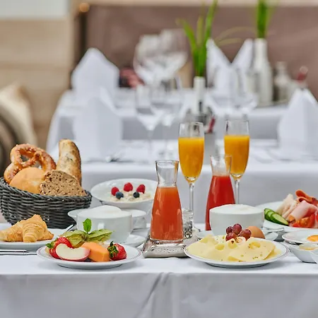 Hotel Vitalhotel 4*